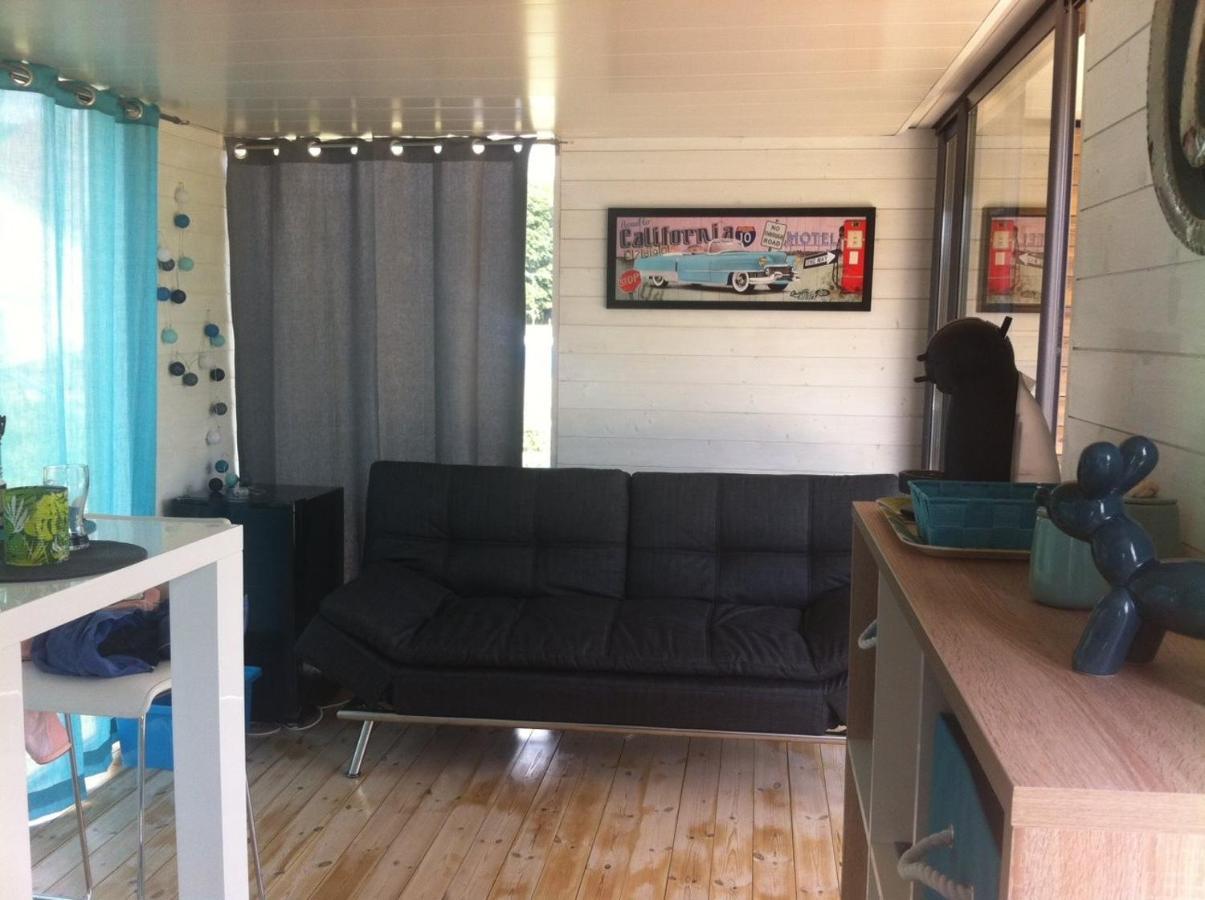 Les Nuits Insolites De La Mothe - Hebergement En Bulle Ou Tiny House Avec Spa Privatif Outremecourt Exterior photo